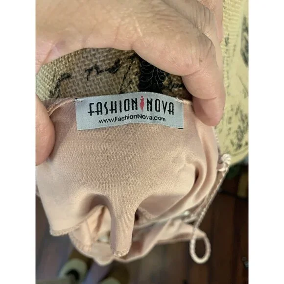 (E-150) Fashion nova womens sleep dress Size S pink color short sleeves - Picture 7 of 8